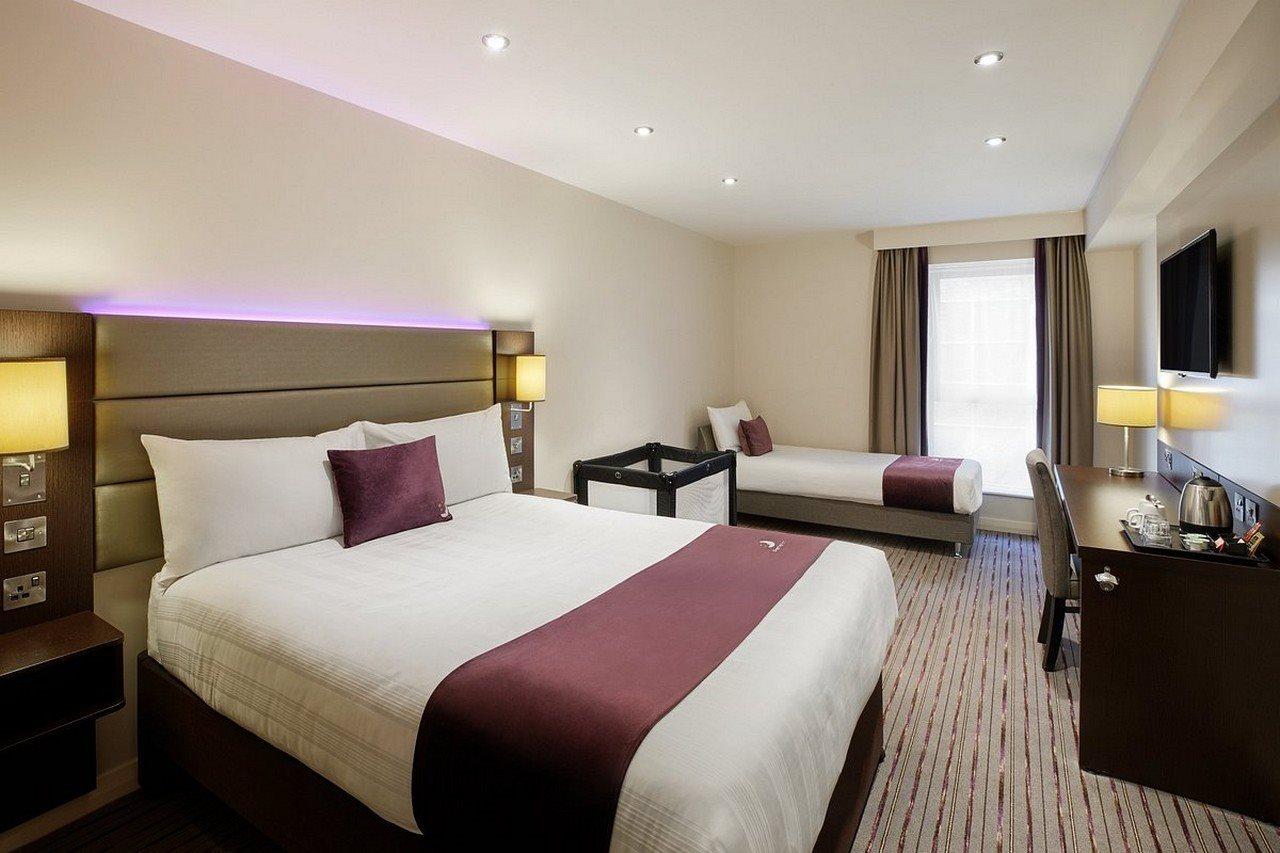 Premier Inn London Gatwick Airport East Crawley Kültér fotó