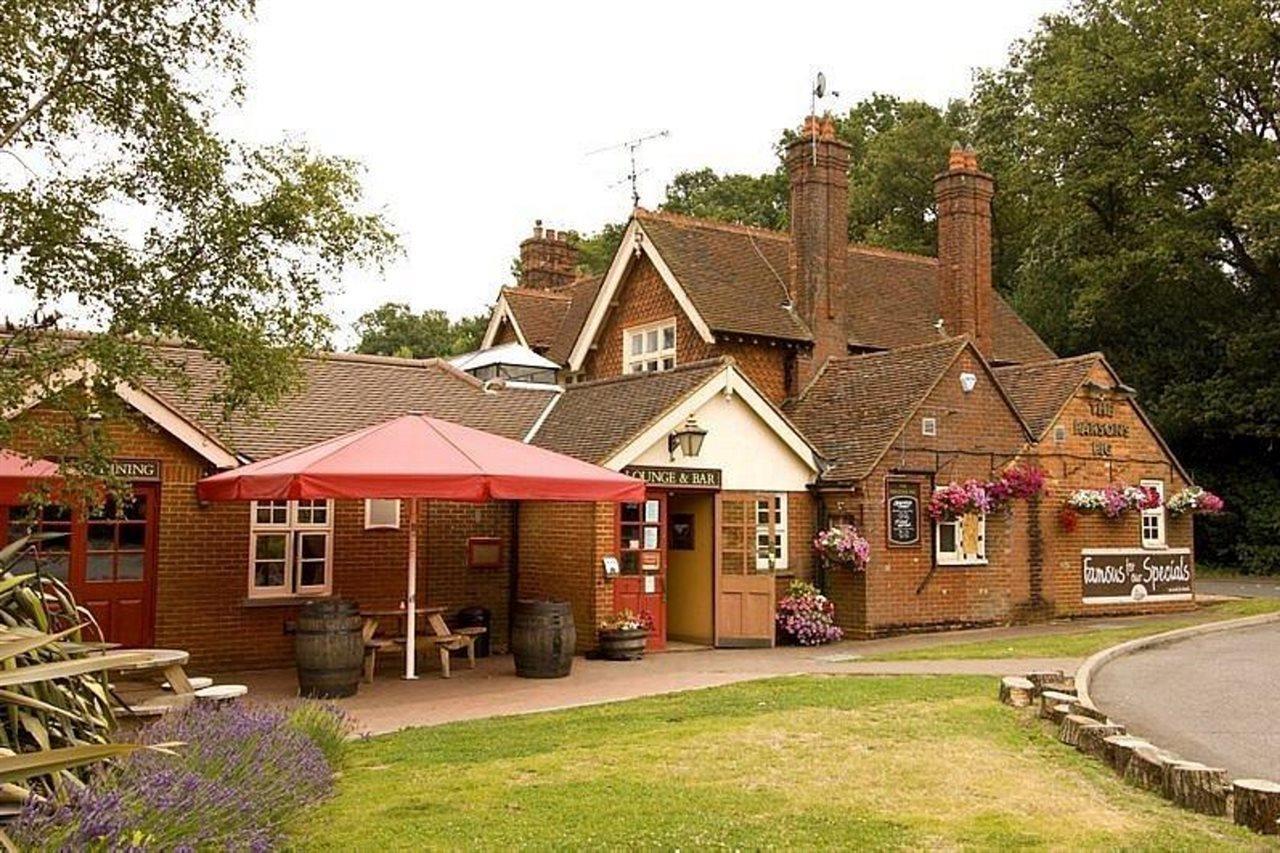Premier Inn London Gatwick Airport East Crawley Kültér fotó